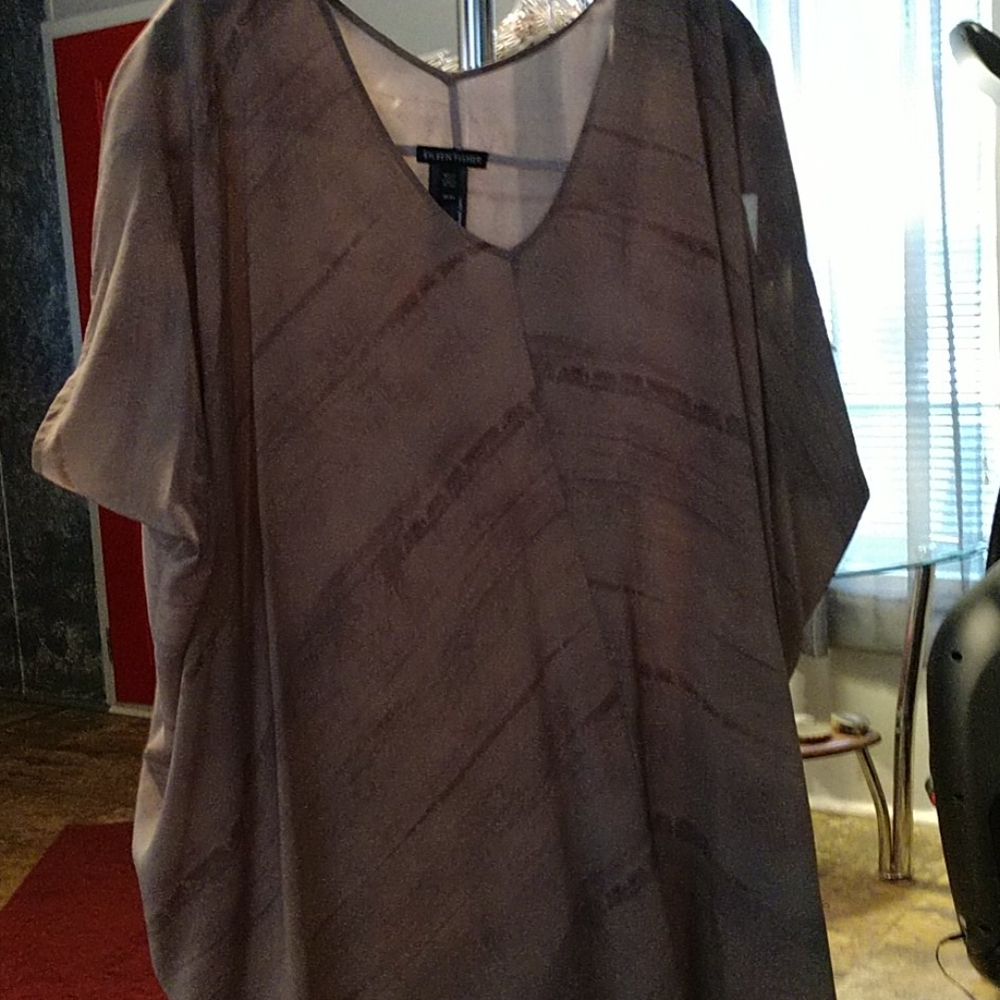 Eileen Fisher 100% silk blouse
